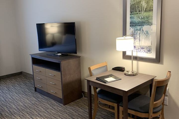 Little Crow Hotel & Conference Trademark by Wyndham