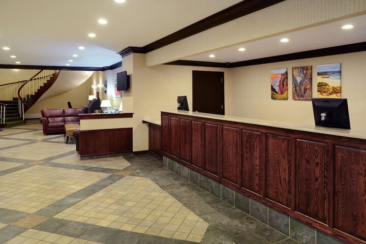 Hotel Interior 4 of 35