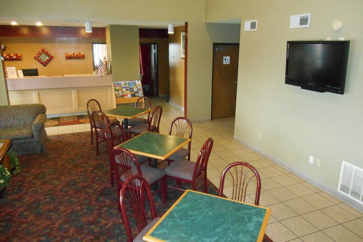 AmeriStay Inn