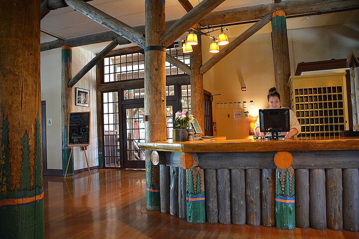 Hotel Interior 10 of 40