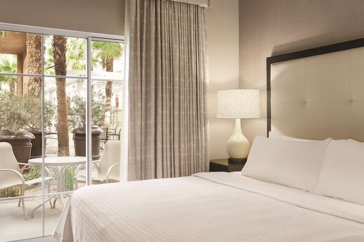 Room 21 of 36