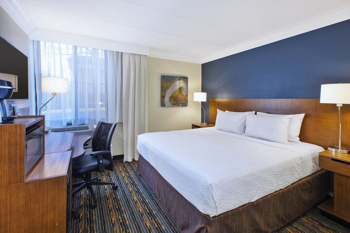 Room 7 of 22