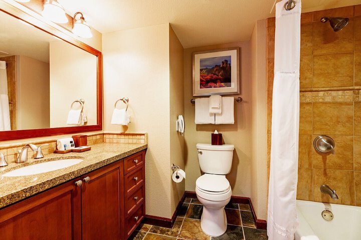 Everline Resort and Spa Lake Tahoe