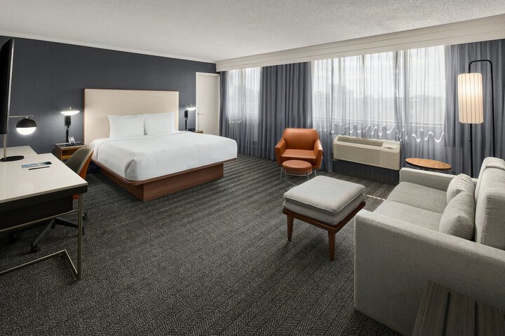 Room 21 of 44