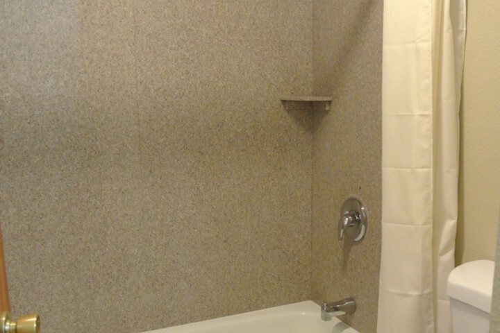 Vino Inn & Suites