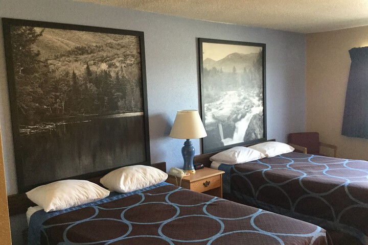 Room 17 of 26