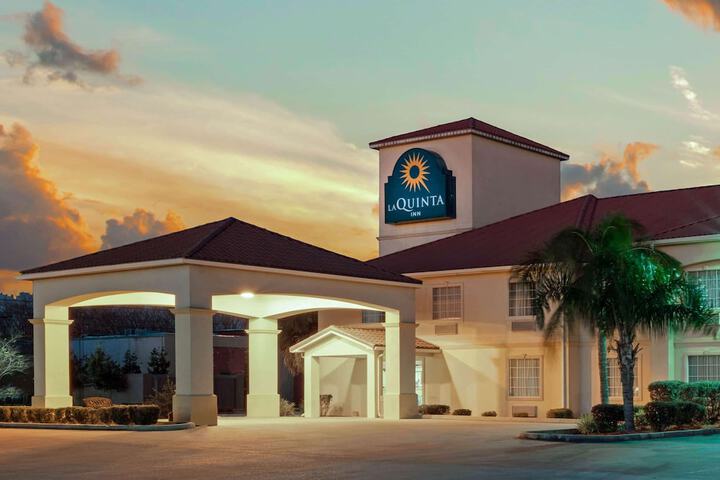Hotel 2 of 31