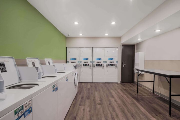 WoodSpring Suites Bellflower - Los Angeles