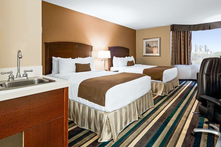 Best Western Plus Winnipeg Airport Hotel