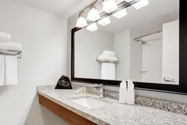 Room 20 of 35