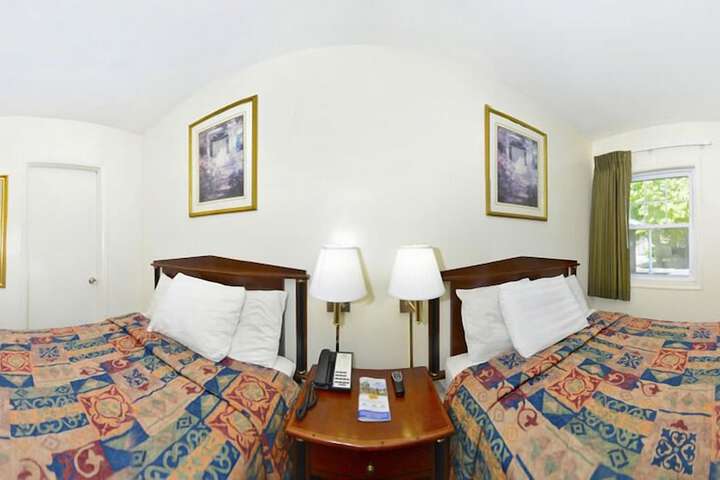 Room 18 of 30
