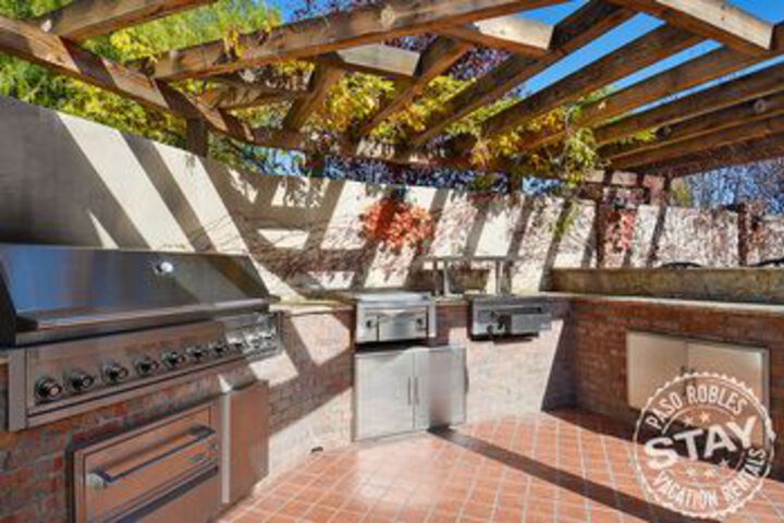 The Gables at the Rockin K 6 Br Home by RedAwning