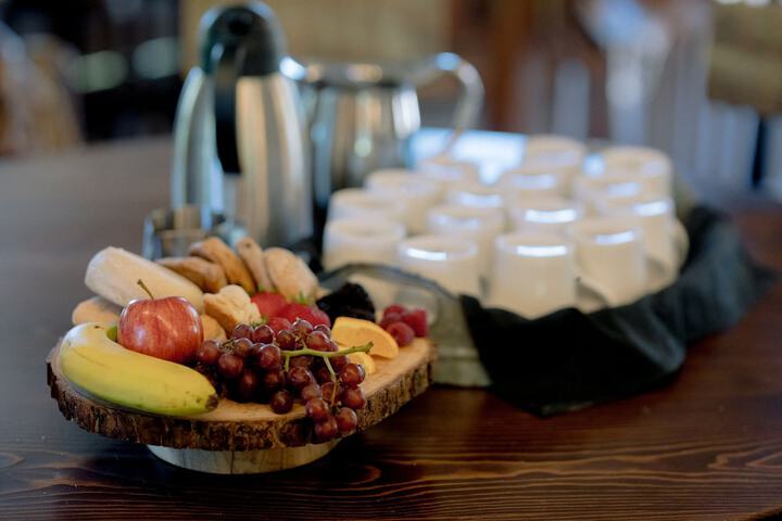 Breakfast/Coffee Service 22 of 24