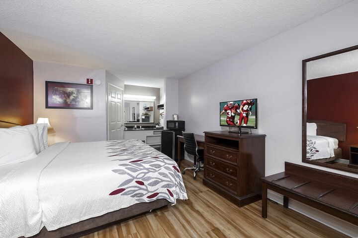 Room 27 of 50