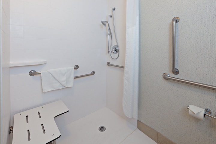 Holiday Inn Express Hotel & Suites San Diego-Escondido by IHG