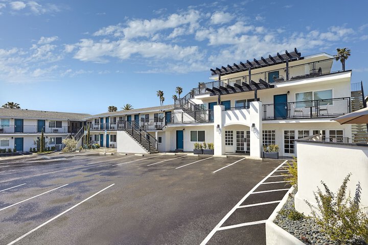 Hotel 4 of 29