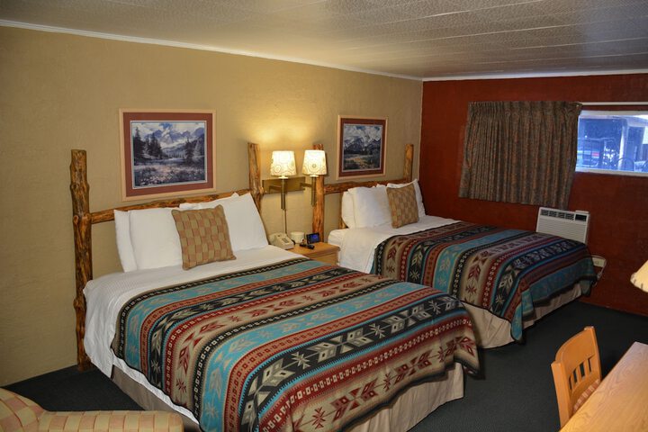 Sitzmark Chalet Inn