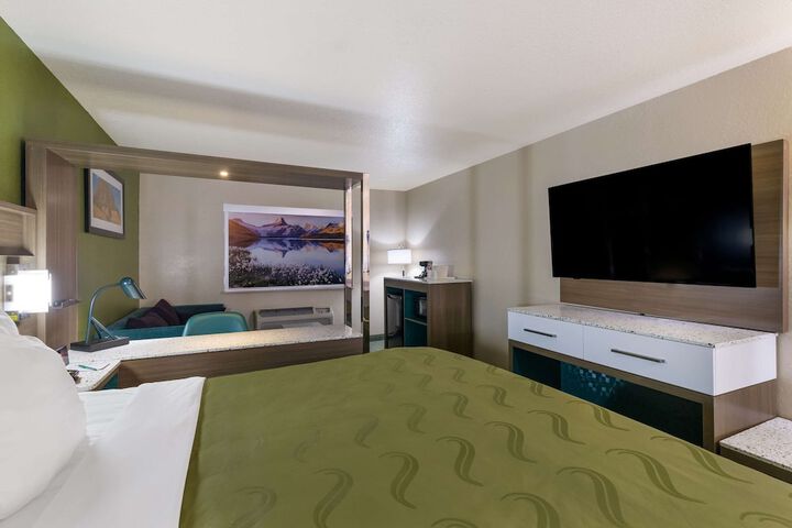 Room 12 of 29