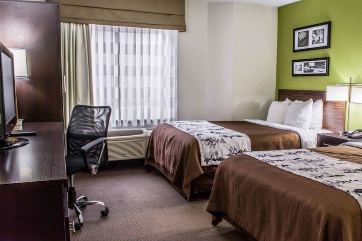 Room 19 of 34