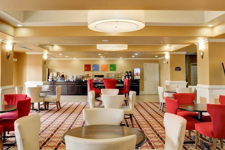 Comfort Inn & Suites Fort Smith I-540