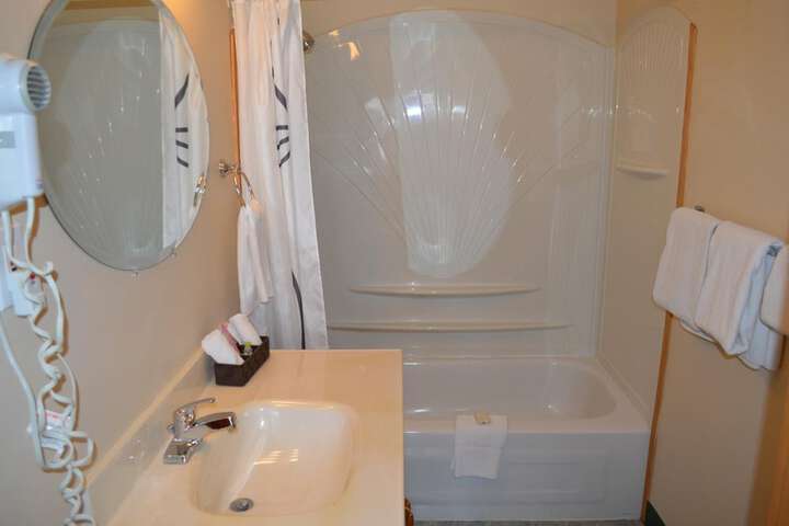 Room 16 of 59