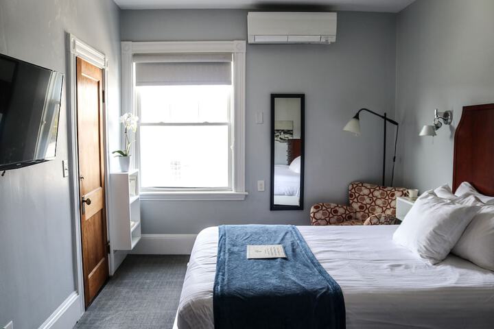 Emerson Inn
