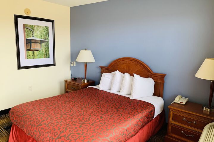 Room 21 of 35