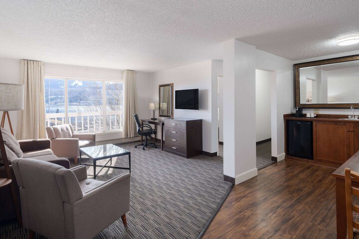 Ramada by Wyndham Juneau