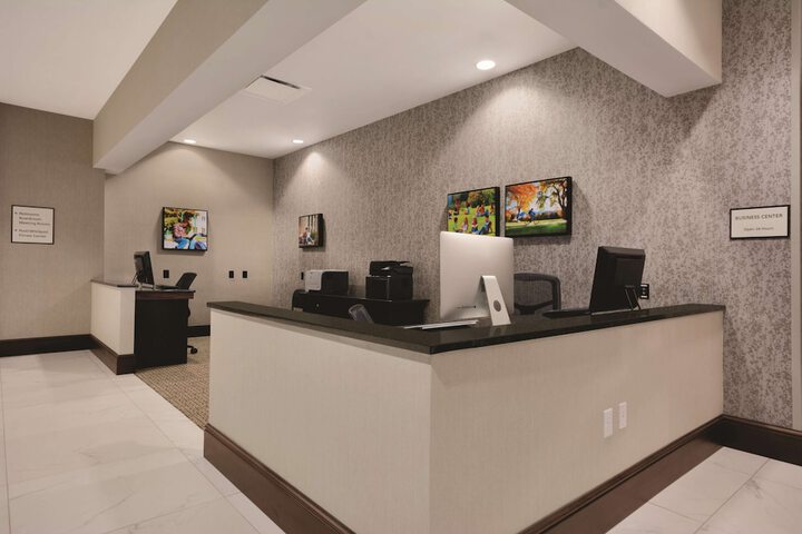 Business Center 42 of 42