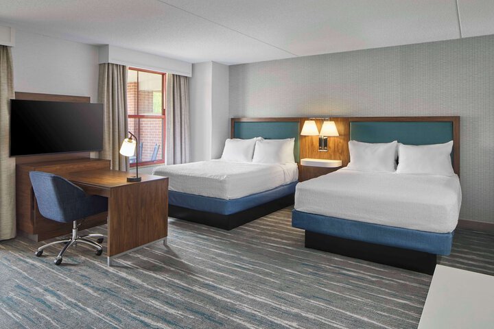 Hampton Inn & Suites Saratoga Springs Downtown