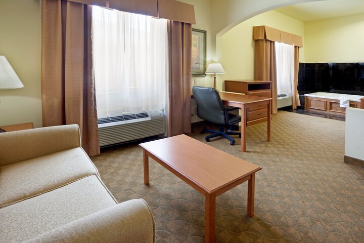 Room 20 of 34