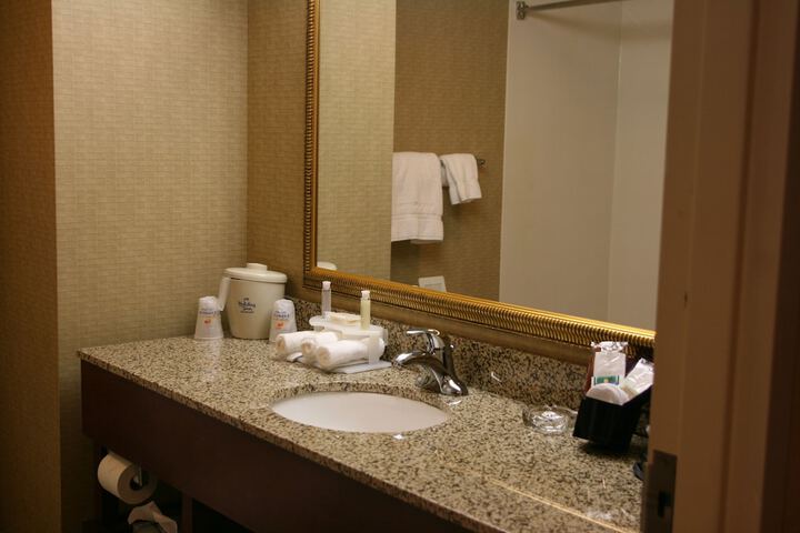 Room 47 of 75