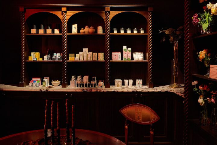 Gift Shop 59 of 61