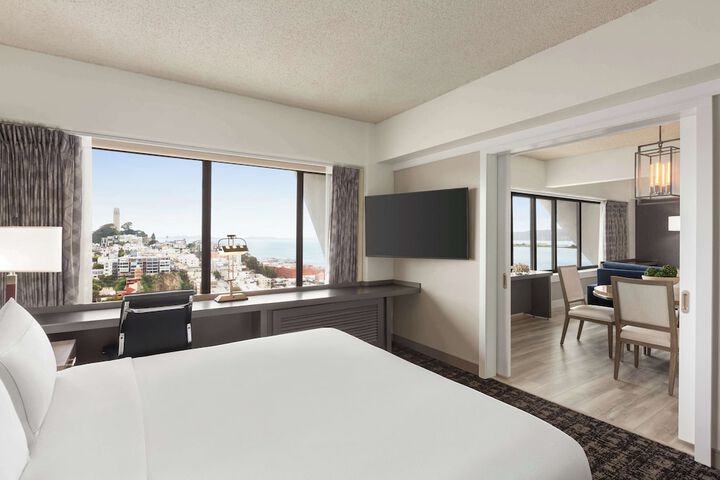 Room 52 of 103