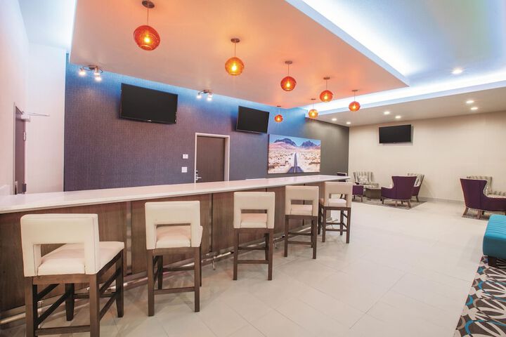 La Quinta Inn & Suites by Wyndham San Marcos Outlet Mall