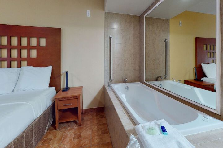 Room 62 of 167