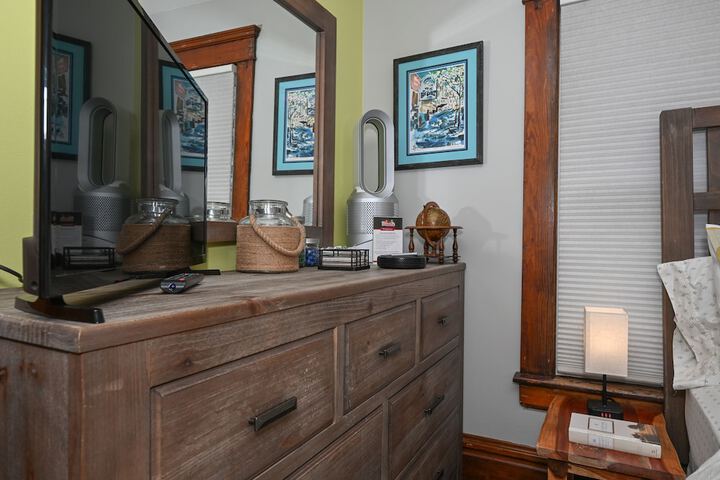 Room 105 of 276