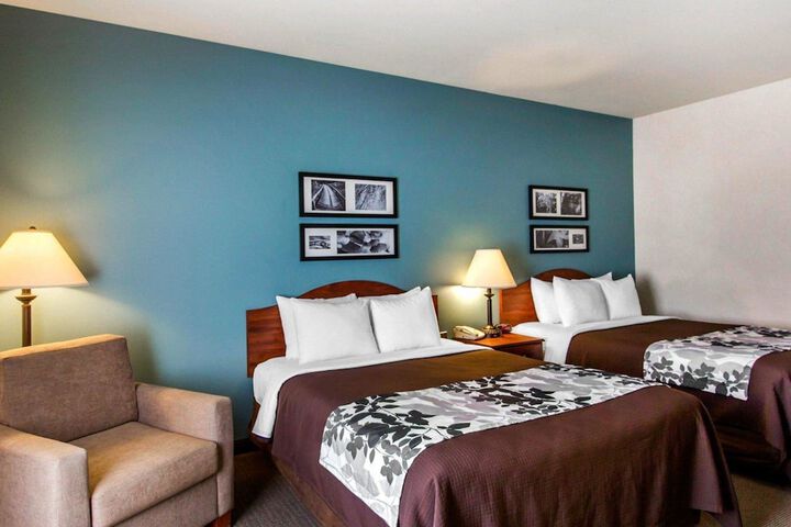 Room 20 of 34