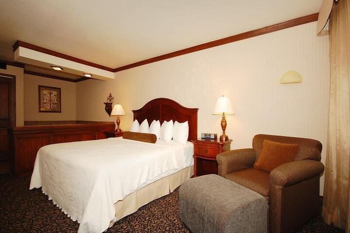 Best Western Edgewater Resort