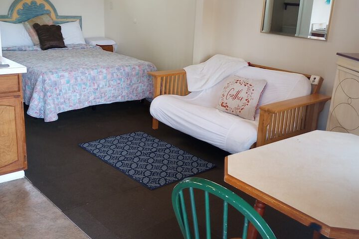 Room 6 of 29