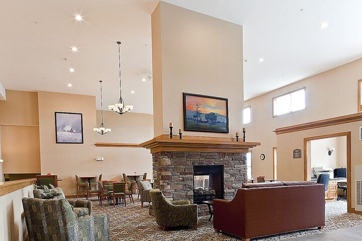 White River Inn and Suites