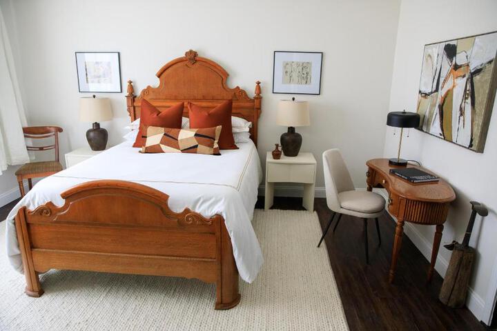 Inn of Chagrin