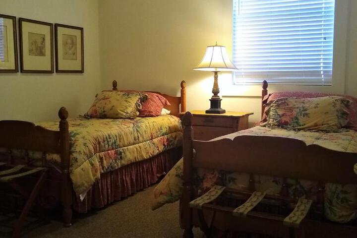 Dogwood Springs Lodgings
