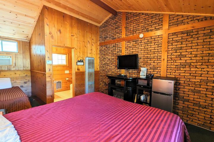 Room 15 of 47