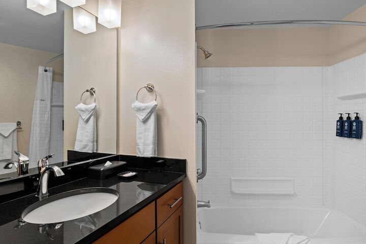 Room 40 of 54
