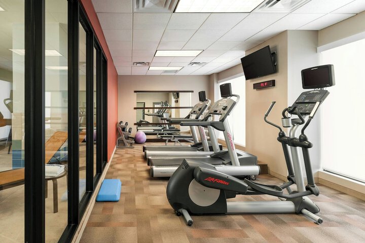 Courtyard by Marriott St. Petersburg Downtown