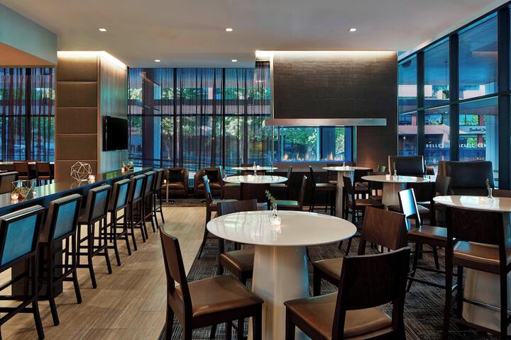 AC Hotel by Marriott Seattle Bellevue / Downtown