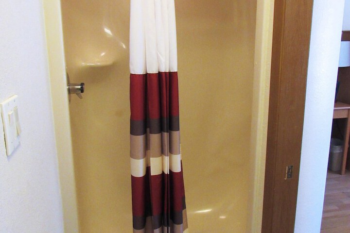 Room 26 of 26