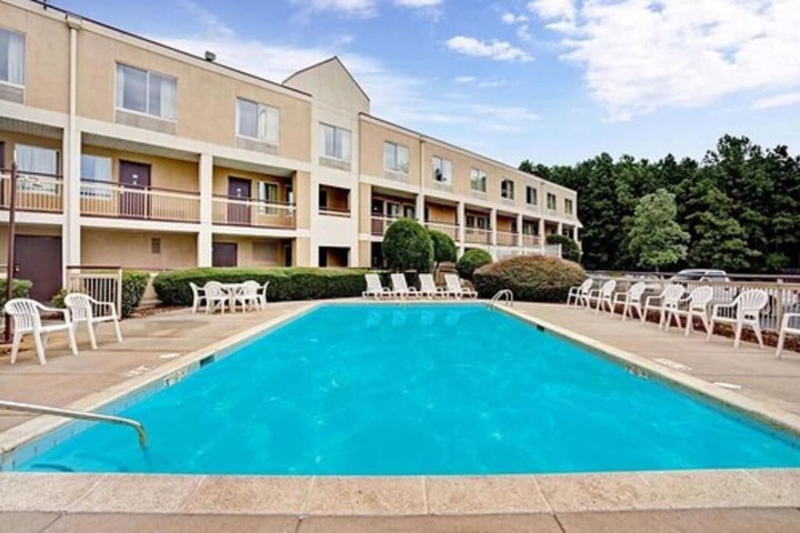 Pool 5 of 29
