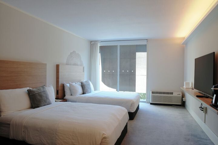 Room 29 of 52